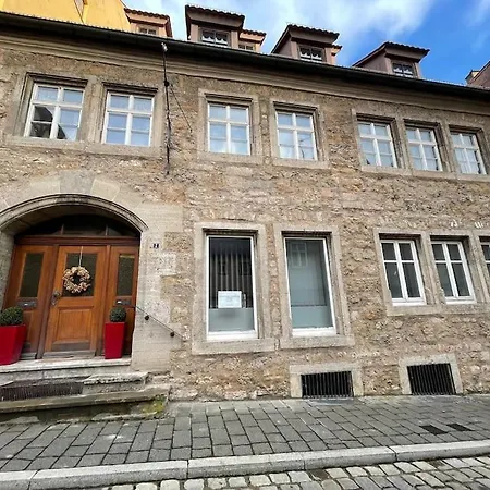 Ferienwohnung In Der Altstadt „storchennest“ Apartment *