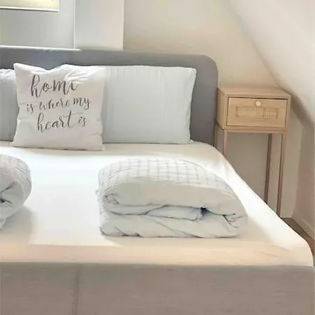 Ferienwohnung In Der Altstadt „storchennest“ Apartment *